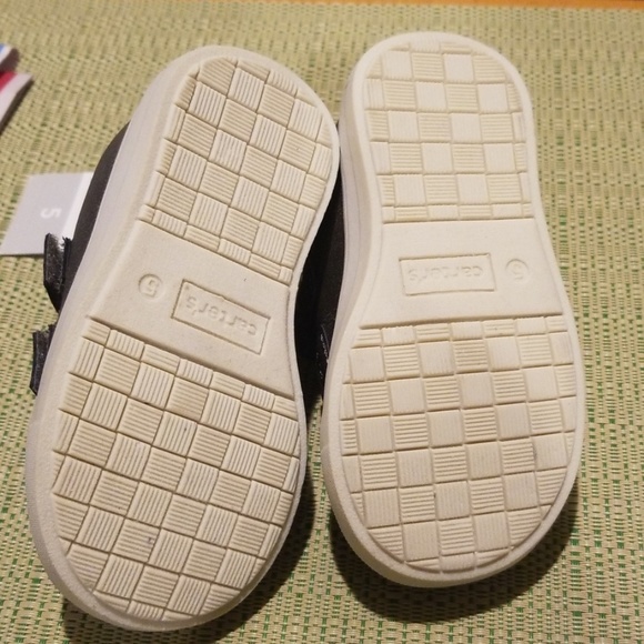 Carter's toddler shoes - Picture 2 of 4